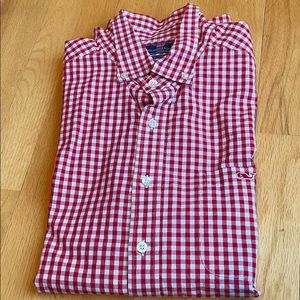 Vineyard vines long sleeve button down shirt
